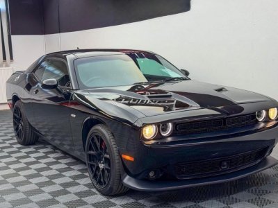 Dodge Challenger R-T 57 V8 HEMI 381cv Pack Sport Faible kilom&eacute;trage   - 1