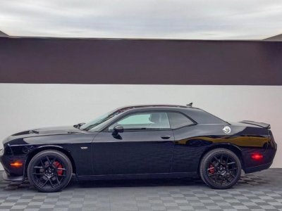 Dodge Challenger R-T 57 V8 HEMI 381cv Pack Sport Faible kilom&eacute;trage   - 2