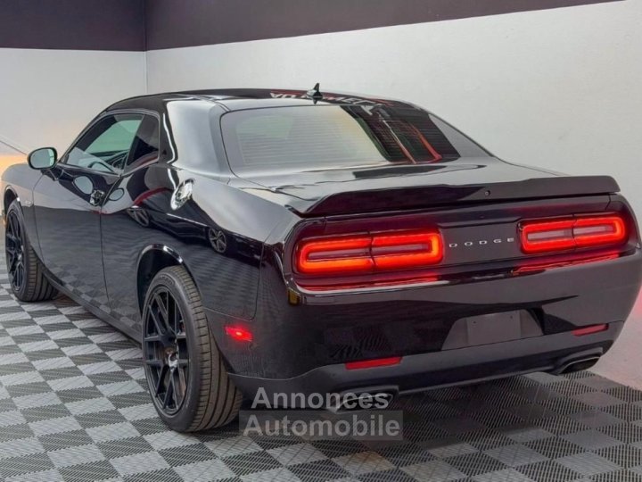Dodge Challenger R-T 57 V8 HEMI 381cv Pack Sport Faible kilom&eacute;trage - 3