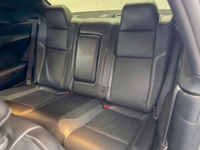 Dodge Challenger R-T 57 V8 HEMI 381cv Pack Sport Faible kilom&eacute;trage   - 9
