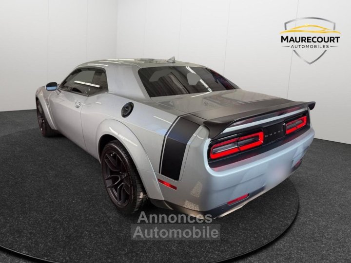 Dodge Challenger V8 de 64L scat pack 392 widebody - 6