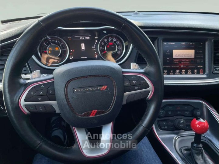 Dodge Challenger 36 V6 * Bo&icirc;te Automatique * Cam&eacute;ra * Cuir * Si&egrave;ges Chauffants/Ventil&eacute;s * Toit Ouvrant - 10
