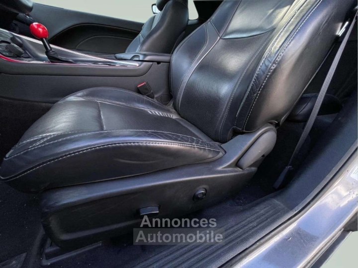 Dodge Challenger 36 V6 * Bo&icirc;te Automatique * Cam&eacute;ra * Cuir * Si&egrave;ges Chauffants/Ventil&eacute;s * Toit Ouvrant - 12