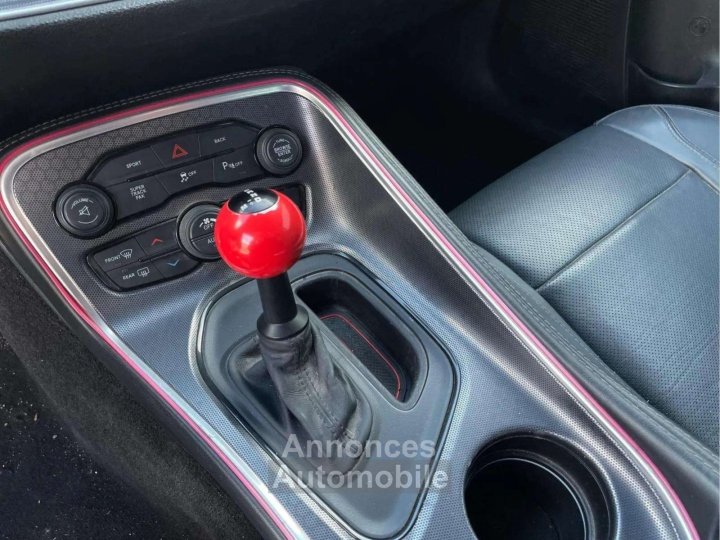 Dodge Challenger 36 V6 * Bo&icirc;te Automatique * Cam&eacute;ra * Cuir * Si&egrave;ges Chauffants/Ventil&eacute;s * Toit Ouvrant - 27