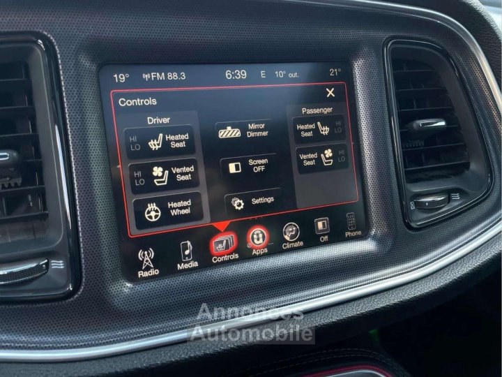 Dodge Challenger 36 V6 * Bo&icirc;te Automatique * Cam&eacute;ra * Cuir * Si&egrave;ges Chauffants/Ventil&eacute;s * Toit Ouvrant - 29