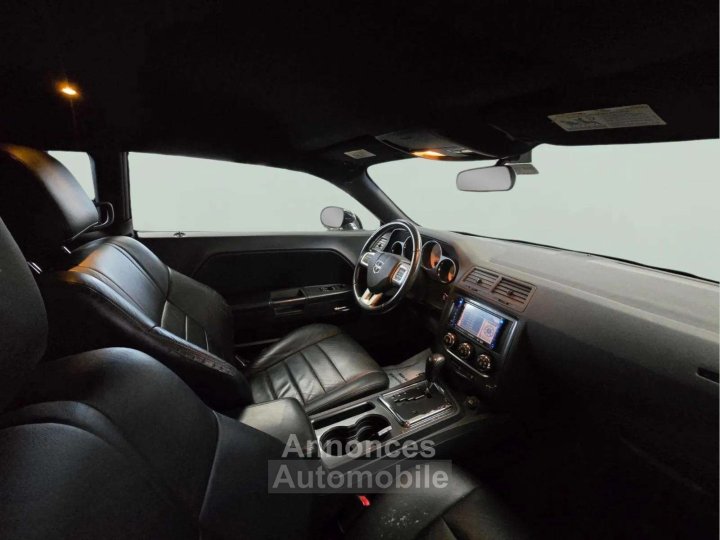 Dodge Challenger 36 V6 * Cervini * Bo&icirc;te Automatique * Cuir * CarPlay * Android Auto * Jantes 20" - 21