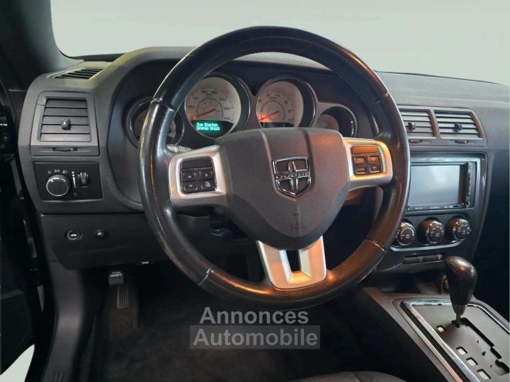 Dodge Challenger 36 V6 * Cervini * Bo&icirc;te Automatique * Cuir * CarPlay * Android Auto * Jantes 20" - 26