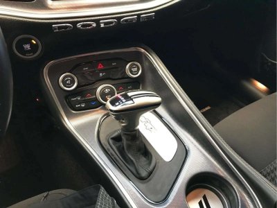 Dodge Challenger 36 V6 * Boîte Automatique * 309 ch * Bi-Xénon * LED * Jantes Alliage * Faible KM - 9