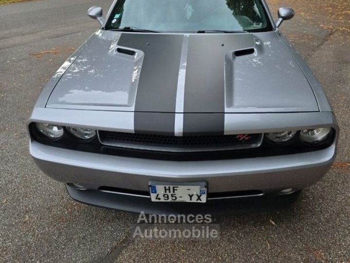 Dodge Challenger RT - 6