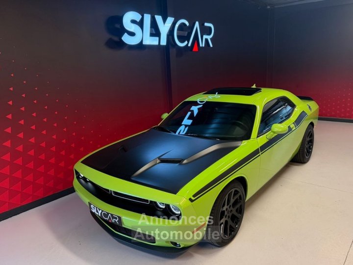 Dodge Challenger R-T 57L V8 - 12