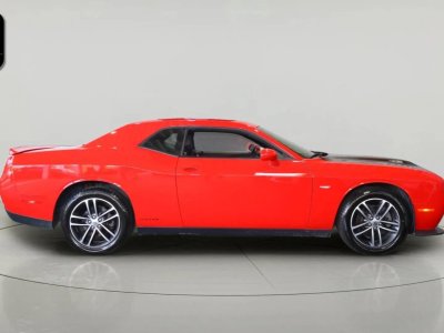 Dodge Challenger SXT * V6 36 * 309 ch * AWD * Go Mango * CarPlay   - 9