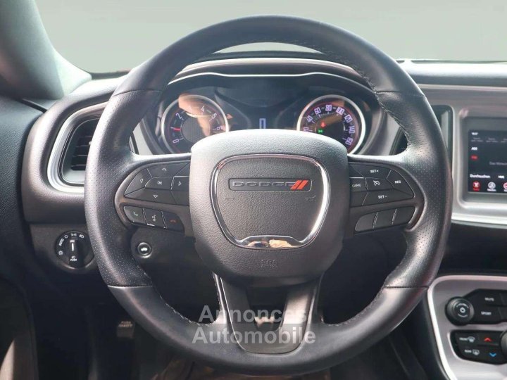 Dodge Challenger SXT * V6 36 * 309 ch * AWD * Go Mango * CarPlay - 14