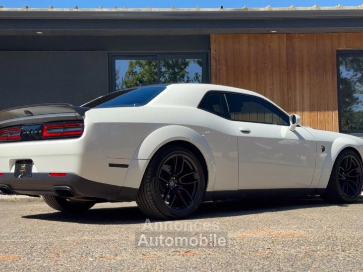 Dodge Challenger SRT HELLCAT - WIDEBODY - CG Fran&ccedil;aise - Malus acquitt&eacute; - Garantie 12 mois - 4