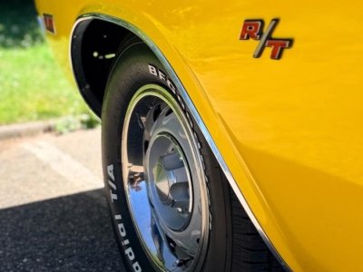 Dodge Challenger R/T 440 Magnum - 9