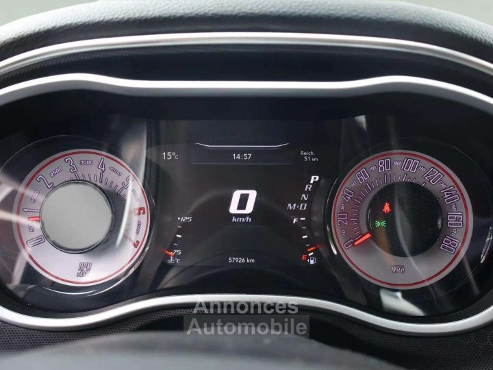 Dodge Challenger SRT 392 Scat Pack * 64 HEMI * 491 ch * BVA * Cam&eacute;ra - 16