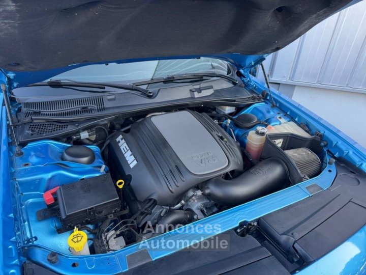 Dodge Challenger R/T V8 57 HEMI - 36