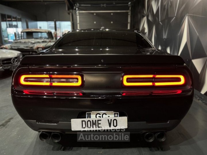 Dodge Challenger 62 V8 707 CH - 7