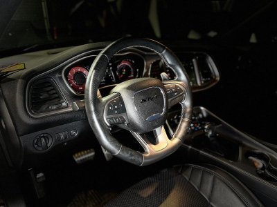 Dodge Challenger 62 V8 707 CH   - 12