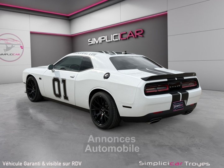 Dodge Challenger R/T SCAT PACK SHAKER - 3