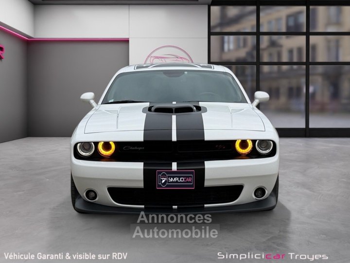 Dodge Challenger R/T SCAT PACK SHAKER - 8