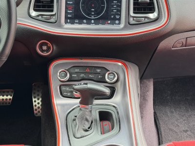 Dodge Challenger R/T SCAT PACK SHAKER   - 12