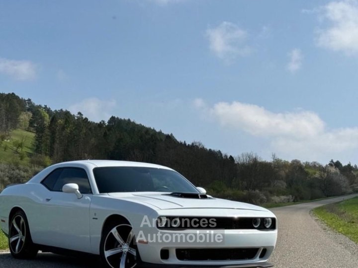 Dodge Challenger SHAKER V8 57 377cv Cam&eacute;ra de recul Pack son ALPINE - 1