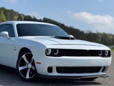 Dodge Challenger SHAKER V8 57 377cv Cam&eacute;ra de recul Pack son ALPINE   - 4