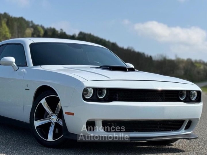Dodge Challenger SHAKER V8 57 377cv Cam&eacute;ra de recul Pack son ALPINE - 4