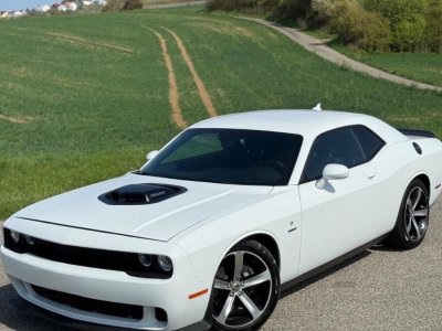 Dodge Challenger SHAKER V8 57 377cv Cam&eacute;ra de recul Pack son ALPINE   - 9