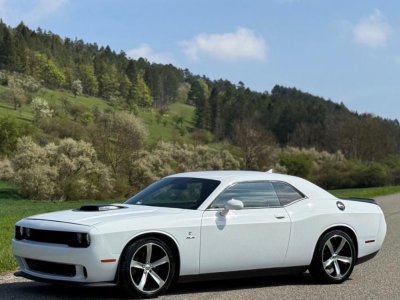 Dodge Challenger SHAKER V8 57 377cv Cam&eacute;ra de recul Pack son ALPINE   - 10