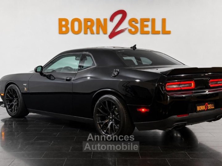 Dodge Challenger Scat Pack 64 V8 HEMI 492 ch toit ouvrant - 2