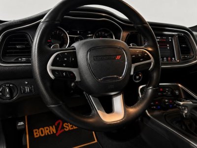 Dodge Challenger Scat Pack 64 V8 HEMI 492 ch toit ouvrant - 8