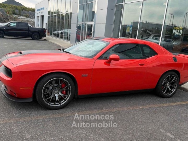 Dodge Challenger srt 2017 - 2