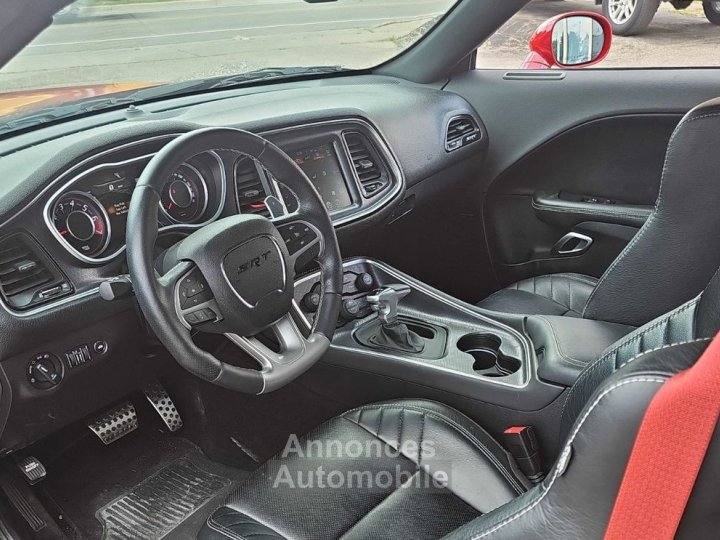 Dodge Challenger SRT 392 - 5