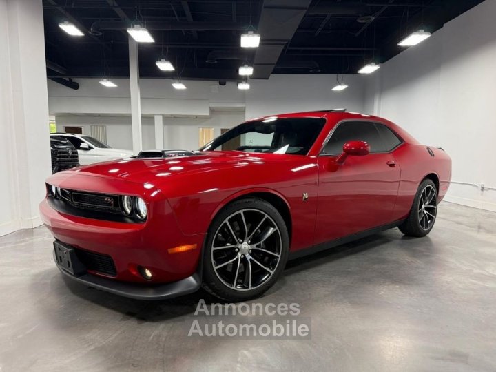 Dodge Challenger Scatpack 64 - 1