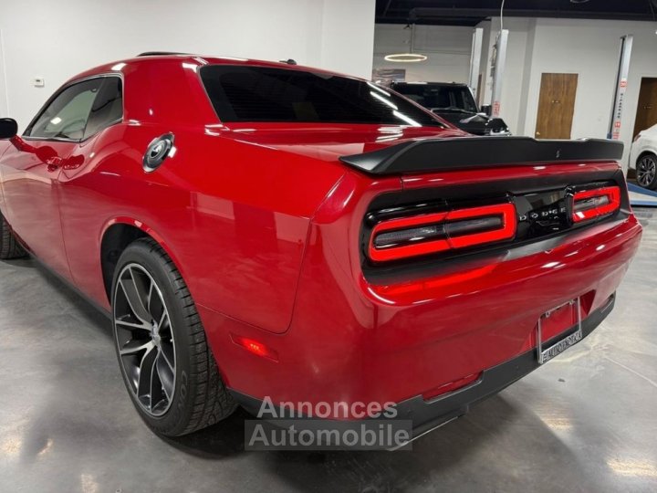 Dodge Challenger Scatpack 64 - 4