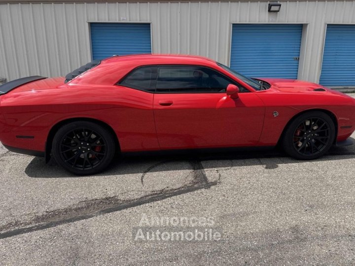 Dodge Challenger HELLCAT - 3