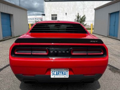 Dodge Challenger HELLCAT   - 4