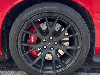 Dodge Challenger HELLCAT   - 8