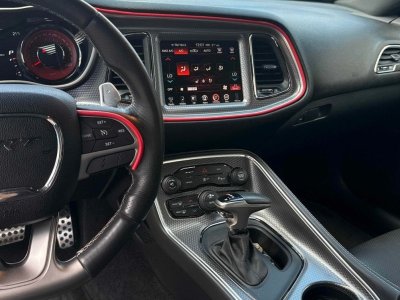 Dodge Challenger HELLCAT   - 10