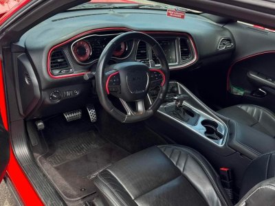Dodge Challenger HELLCAT   - 11