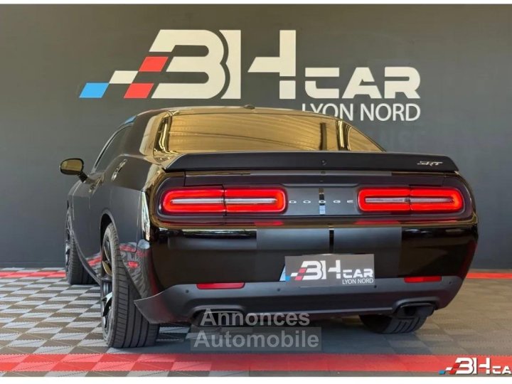 Dodge Challenger 62 V8 707 Srt Hellcat BVA - 20