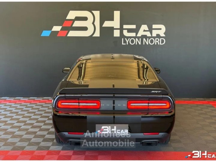 Dodge Challenger 62 V8 707 Srt Hellcat BVA - 22