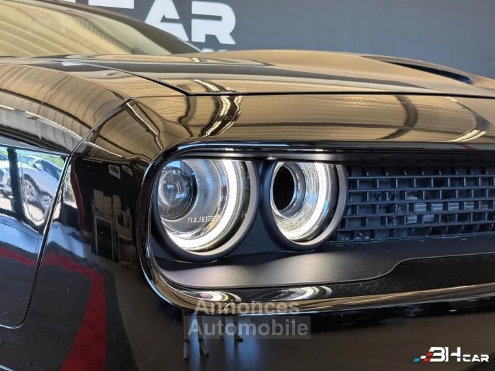 Dodge Challenger 62 V8 707 Srt Hellcat BVA - 24