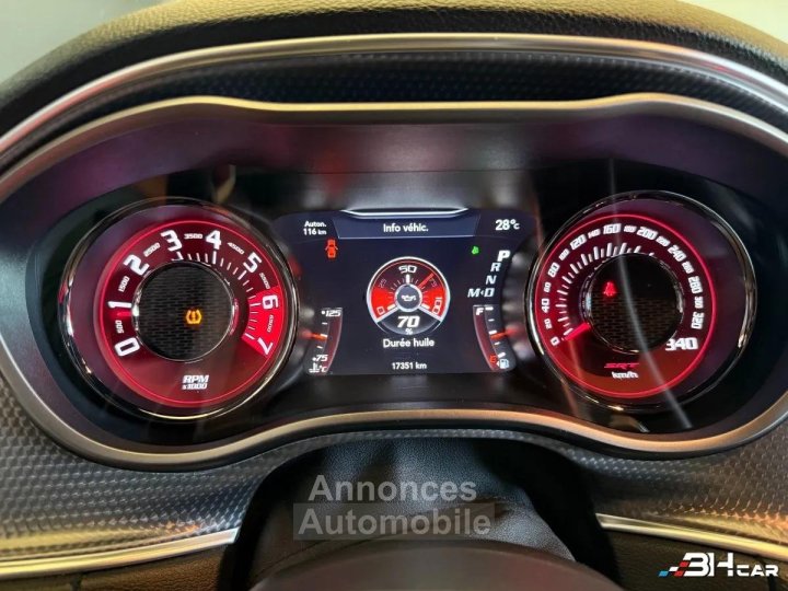 Dodge Challenger 62 V8 707 Srt Hellcat BVA - 27