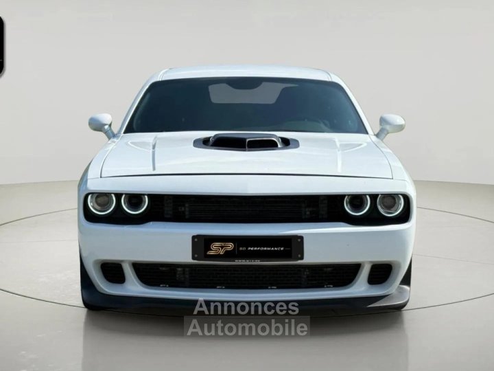 Dodge Challenger 57 V8 HEMI 377 ch * Bo&icirc;te Auto * Cam&eacute;ra de Recul * Bi-X&eacute;non * Si&egrave;ges Chauffants * Sonorit&eacute; V8 - 3