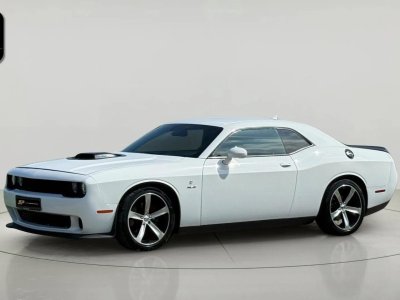 Dodge Challenger 57 V8 HEMI 377 ch * Bo&icirc;te Auto * Cam&eacute;ra de Recul * Bi-X&eacute;non * Si&egrave;ges Chauffants * Sonorit&eacute; V8   - 5