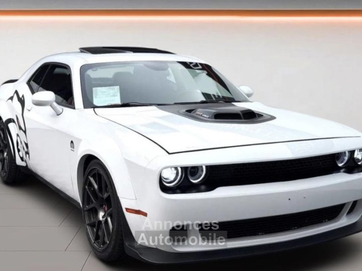 Dodge Challenger 64 SRT WIDEBODY - 1