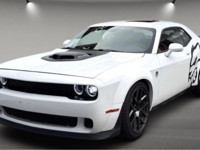 Dodge Challenger 64 SRT WIDEBODY - 3