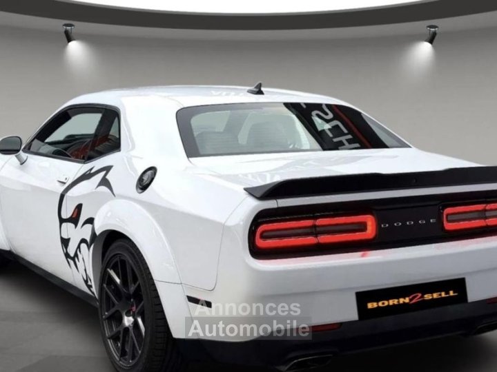 Dodge Challenger 64 SRT WIDEBODY - 5